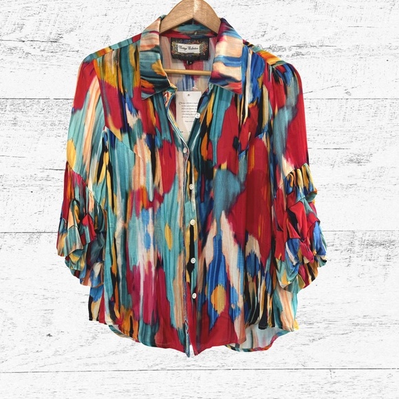 Red and Blue Flutter Sleeve Blouse with Notched Collar - Picture 1 of 4